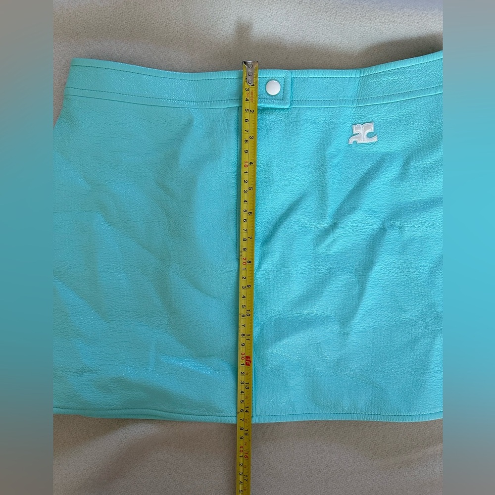 Courreges
Gonna Reedition mini vinyl skirt - Picture 13 of 13